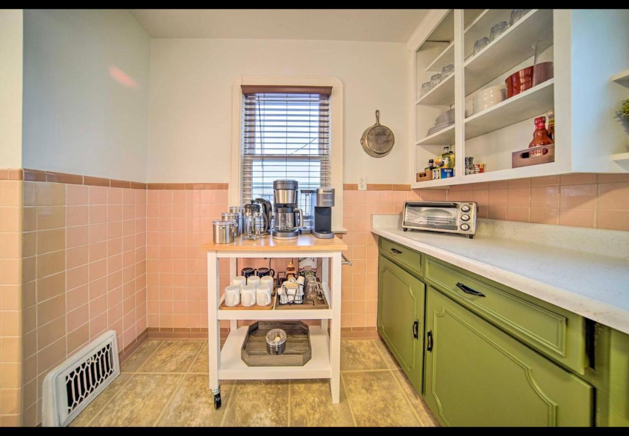 אירי Modern Home • Family Friendly • Grill • Fireplace מראה חיצוני תמונה